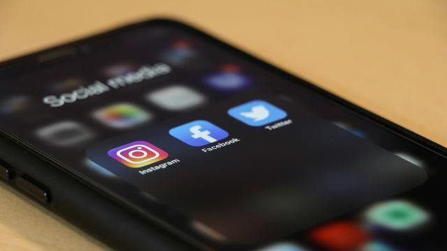 Why Your Facebook Page Lost It's Very Responsive Badge