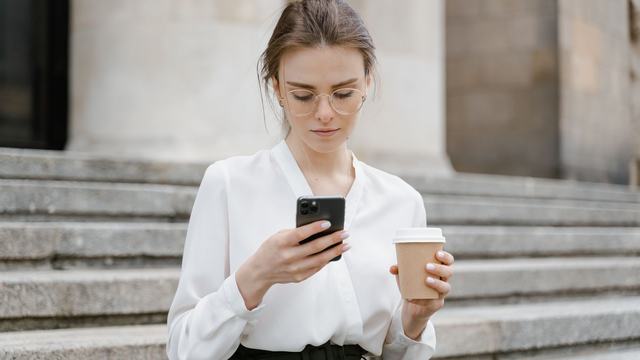 What Customers Expect When They Message You